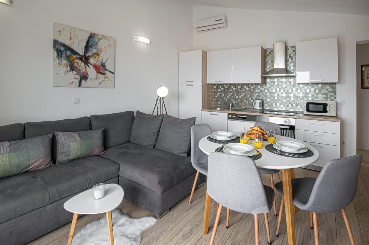 Apartments Villa Luce Makarska Exterior foto